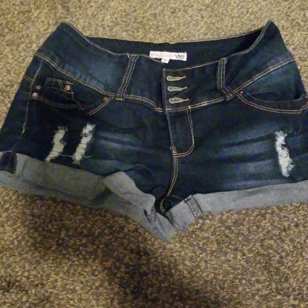 YmI shorts